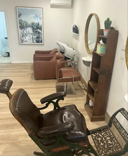 2 - Mirror Mirror Hair Lounge