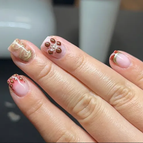 2 - Mirrors Hair & Beauty Salon