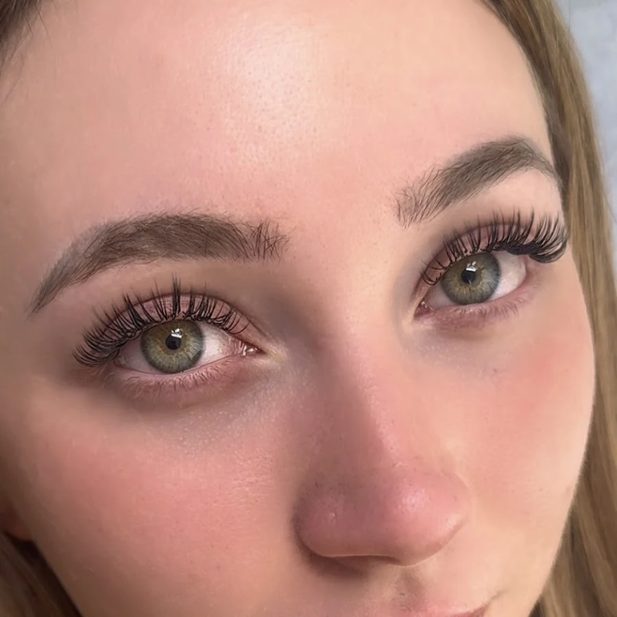 1 - Mirrors Unisex Hair and Beauty Salon