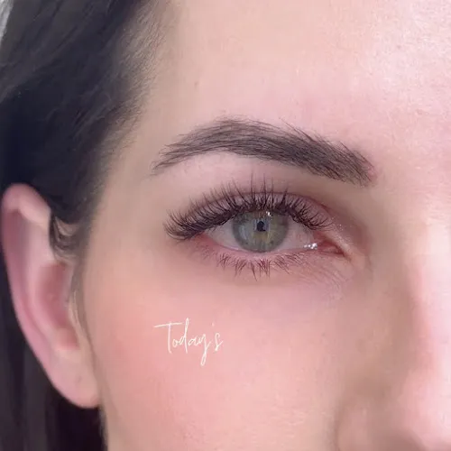 3 - Mirrors Unisex Hair and Beauty Salon