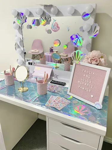 3 - Miss Glamourpuss