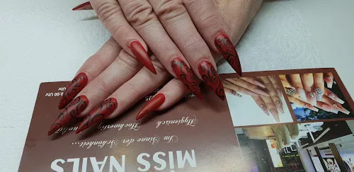 7 - Miss Nails Essen Maniküre Pediküre Pulver-Gel System UV-Gel Nagelverstärkung - Design