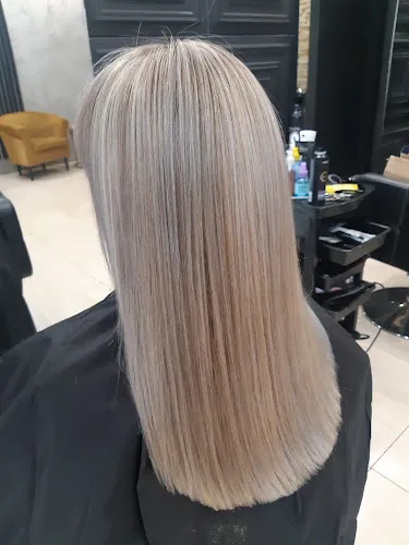 4 - Misza Salon Fryzjerski