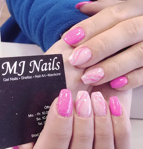 5 - Mj Nails