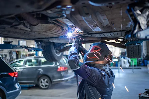 6 - mk-Fahrzeugtechnik Maxim Kozeka Kfz-Meisterbetrieb