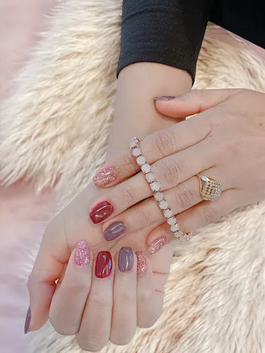 5 - MK NAILS & BEAUTY