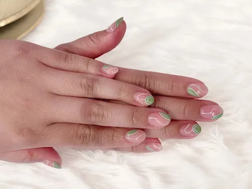 3 - MK NAILS & BEAUTY