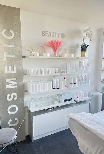 2 - MM | COSMETIC BEAUTY