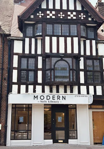 6 - Modern Nails & Beauty