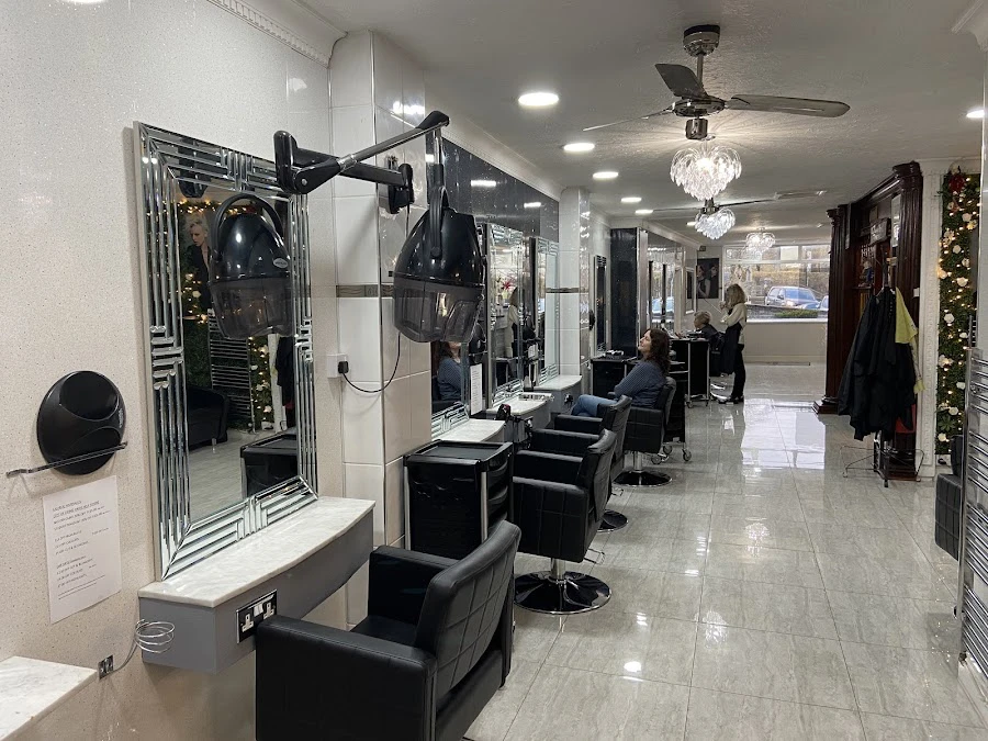 1 - Moderneyes Beauty Ltd