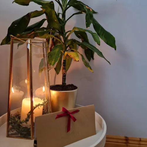 2 - Mon Ami beauty & massage