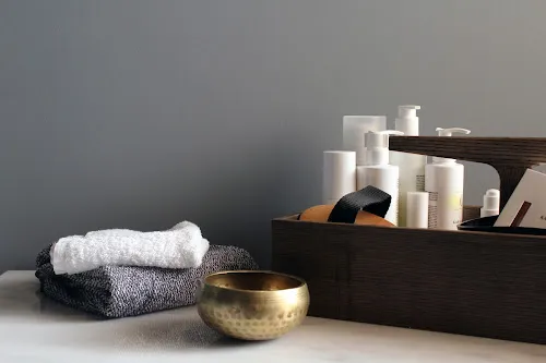 2 - Mona-Lisa Beautysalon