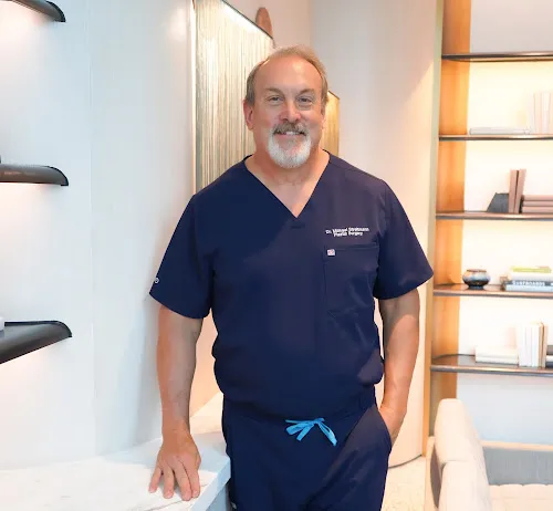 6 - Monicas Nails Galore