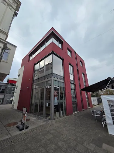 7 - Moses Hairstudio