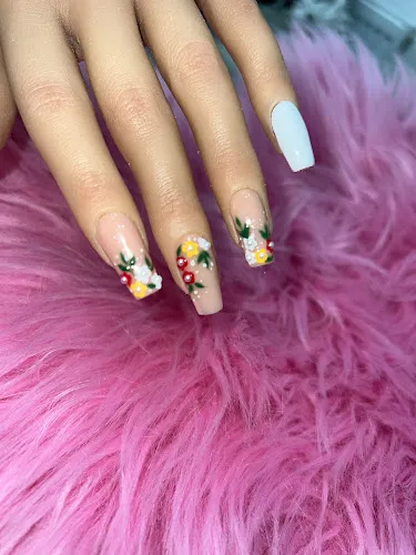 3 - Mozaic Health & Beauty