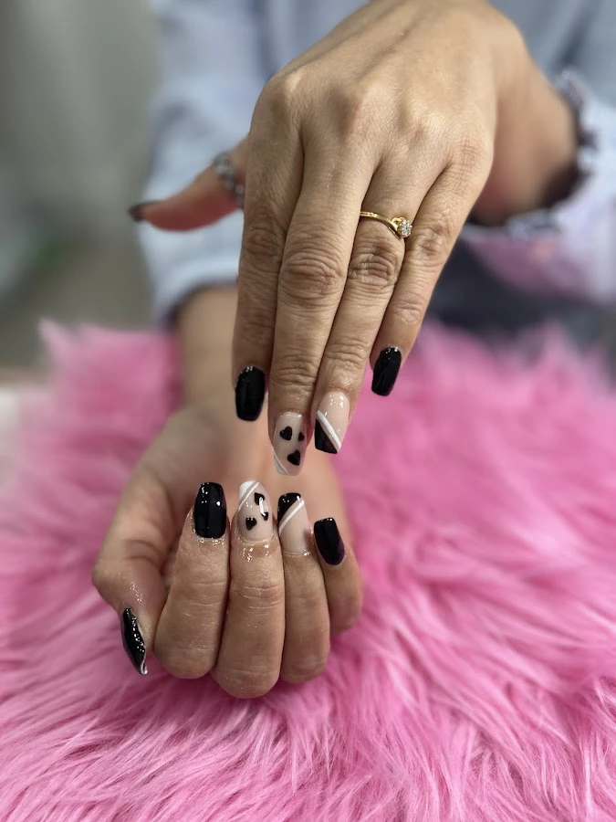 1 - Mozaic Health & Beauty