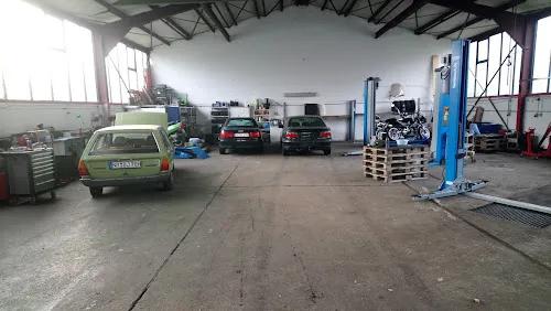 1 - Müllers Auto & Motorrad Meister & Selbsthilfewerkstatt Inh. Kai Müller