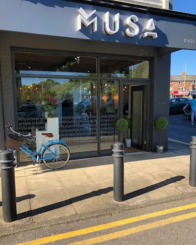 2 - MUSA Hair Studio