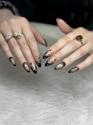 6 - My Nail and Beauty lounge