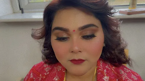 5 - Naaz Beauty Salon