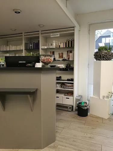 6 - Nadins Beauty Hair