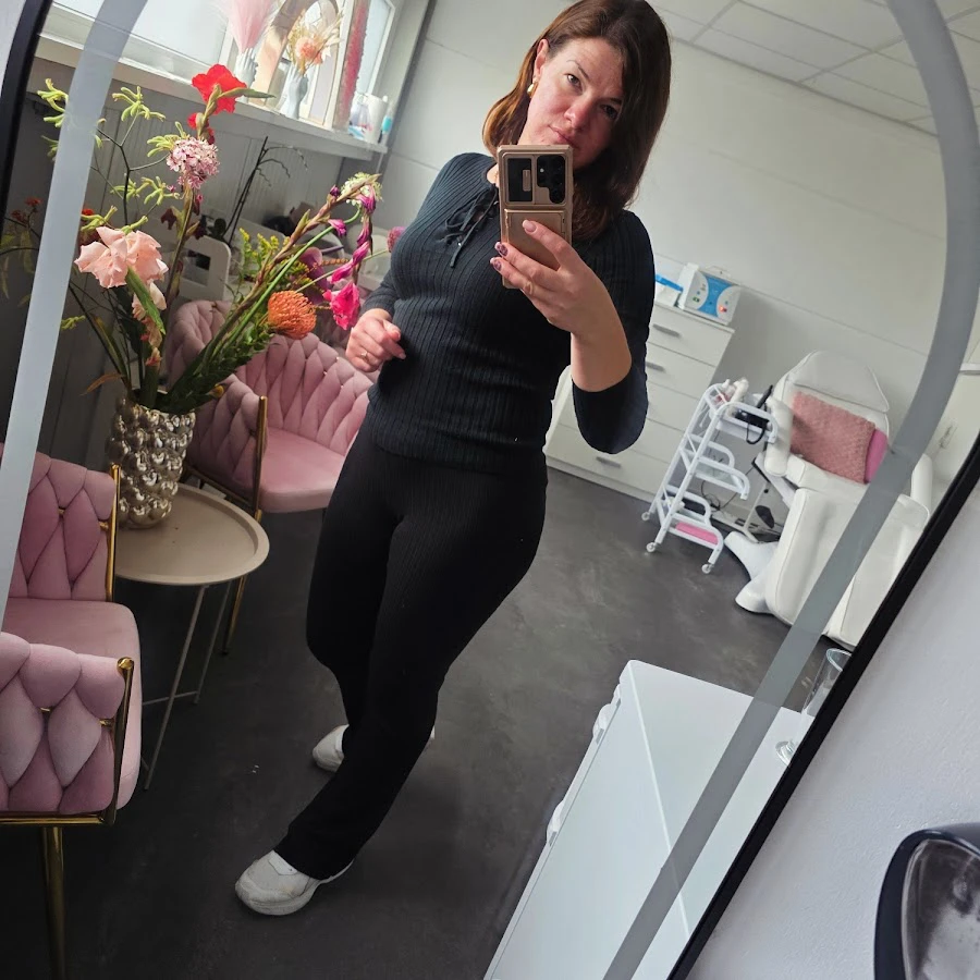 1 - Nagel Salon Yuliia