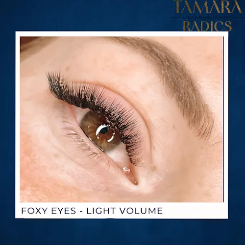 4 - Nagelstudio - Black & White Sky