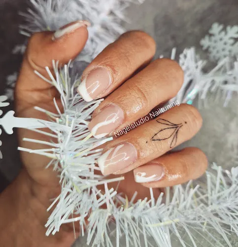 4 - Nagelstudio Nailtuning