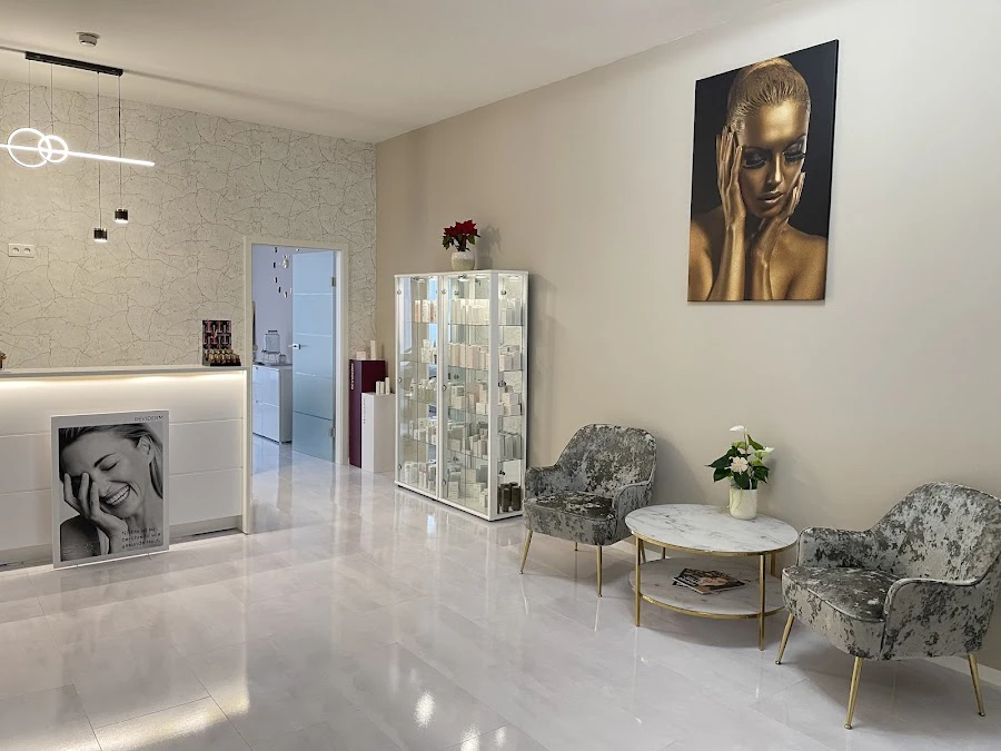 1 - Nagys Nagel-und Kosmetik Studio