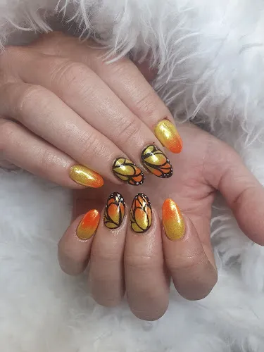 6 - Nail lash and brow boutique