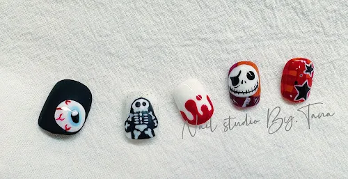 4 - Nail studio by.Tana