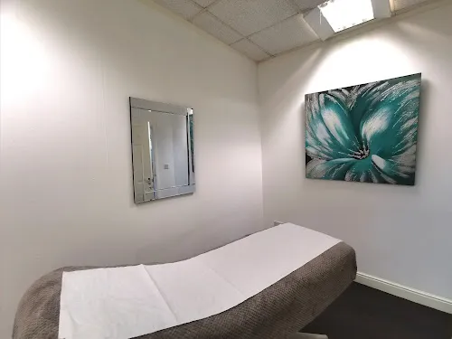 4 - Nails and Beauty by Nicola Jane