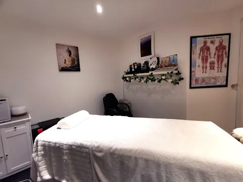 5 - Nails and Beauty by Nicola Jane