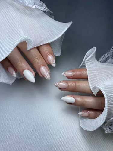 5 - Nails & Beauty Hadeer