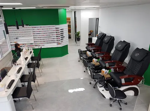 2 - Nails Haven Newstead