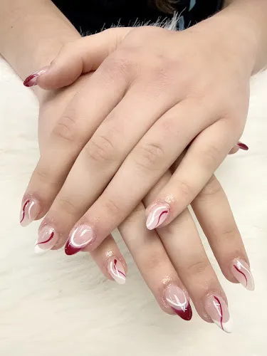 4 - Nails Haven Newstead