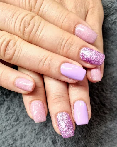 7 - Nails&More Edith Hebbauer