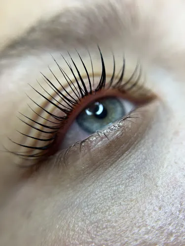 5 - Nanis Beauty Salon