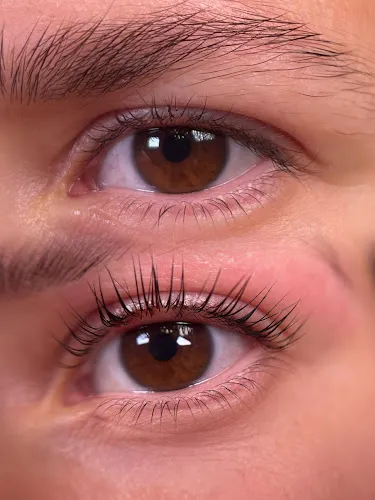 3 - Nanis Beauty Salon