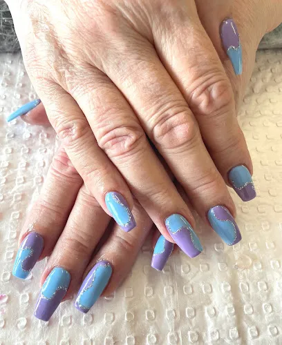 4 - NAPOLEON NAILS RYE