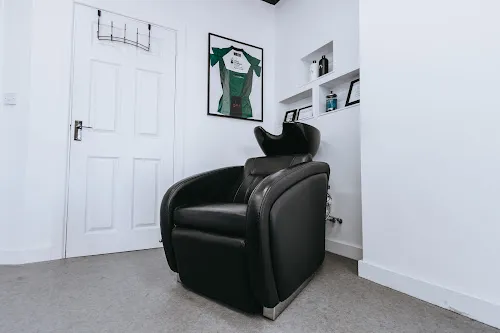 5 - Natalia Sanchez hairdressing