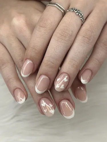 1 - NATURAL BEAUTY CENTER & ACADEMY (früher Be Beauty with Ewa)