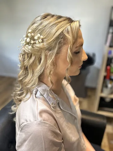 8 - Natural Beauty Hairdressing Salon