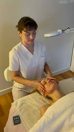 2 - Natural Glow Skincare Studio