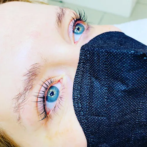 3 - Naz Beauty Studio