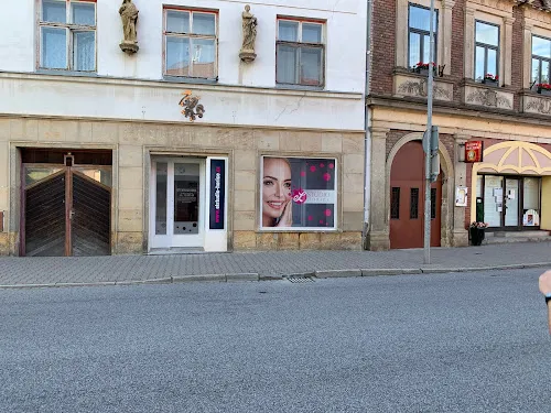 2 - Nehtove Studio H & T