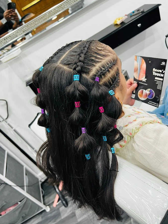 1 - Nessas Touch salon