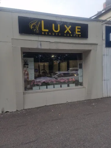 2 - New face7 salong i Borås