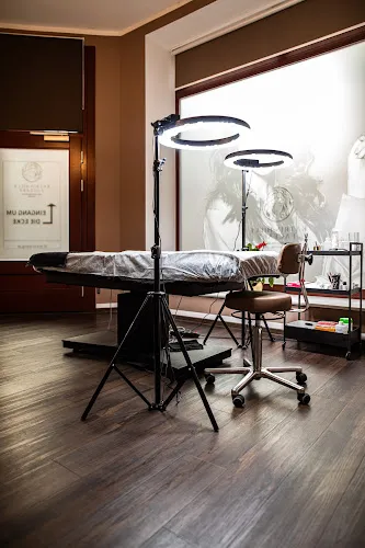 3 - Newstarnails-Permanent Make Up Leipzig