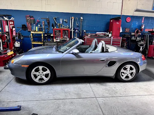 6 - Ngais Auto Repair